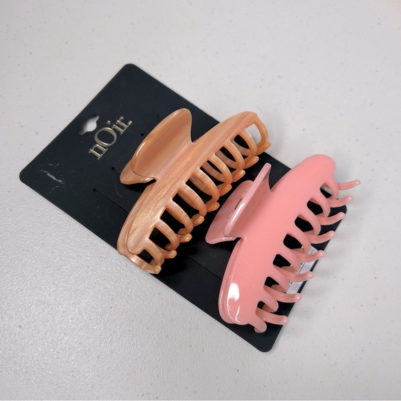 Noir Hair Claws Clip 2 pieces NWT - Picture 2 of 4